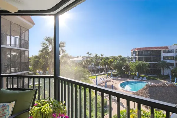 800 Jeffery Street #303, Boca Raton, FL 33487