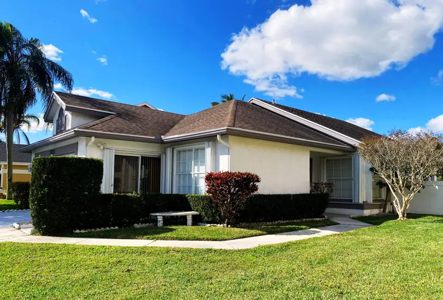 3830 Circle Lake Drive, West Palm Beach, FL 33417 - #2