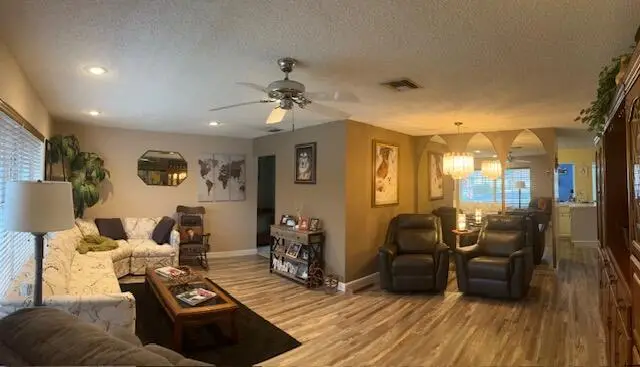 609 SW 4th Avenue, Boynton Beach, FL 33426 - #3