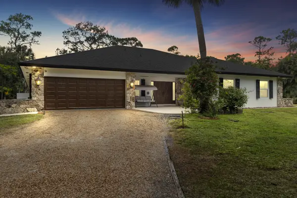 8785 Thousand Pines Circle, West Palm Beach, FL 33411