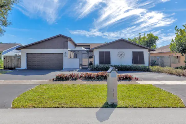 3880 NW 2nd Court, Deerfield Beach, FL 33442