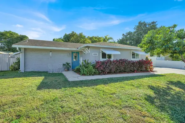 10406 Sleepy Brook Way, Boca Raton, FL 33428