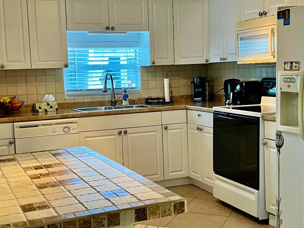 3325 Street Street, Hollywood, FL 33021 - #1