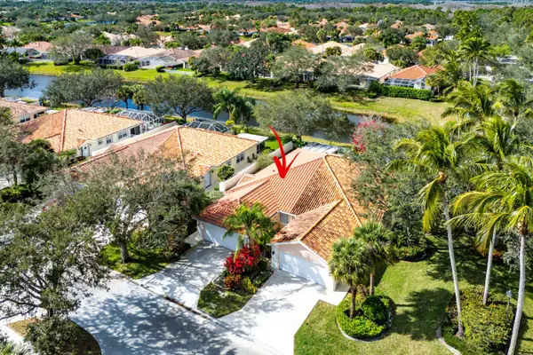 2841 Livingston Lane, West Palm Beach, FL 33411