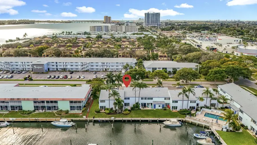 129 Lehane Terrace #137, Juno Beach, FL 33408 - #2