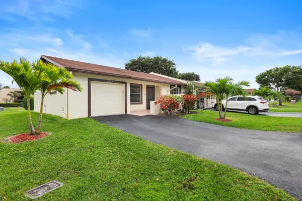 16004 Laurel Oak Circle, Delray Beach, FL 33484