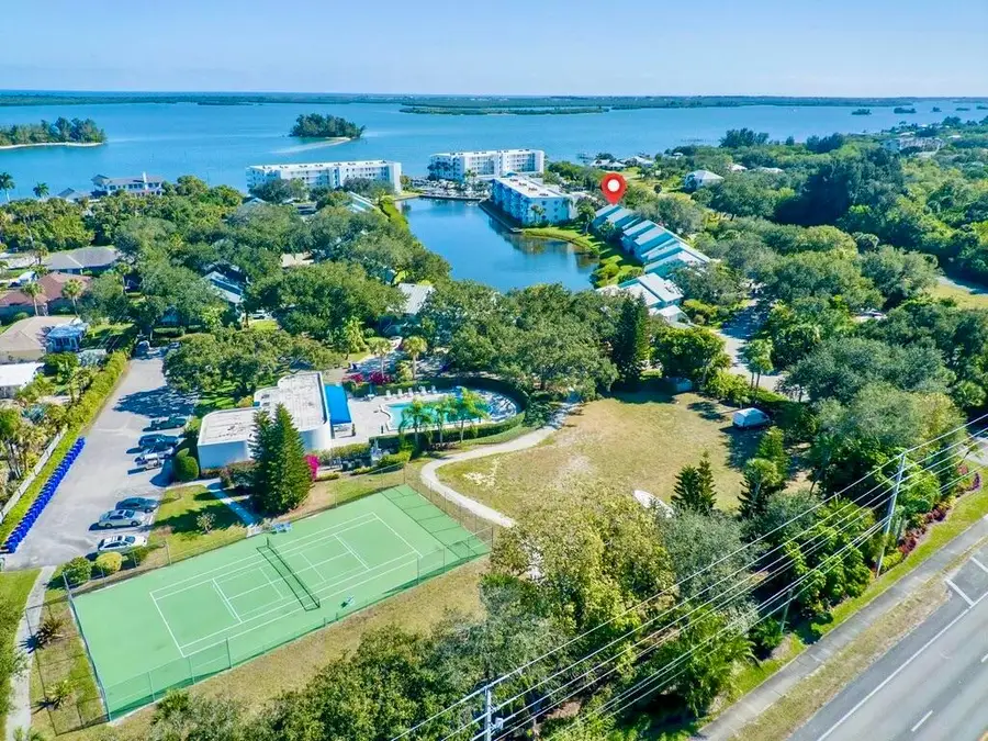 6206 S River Run Drive, Sebastian, FL 32958 - #3