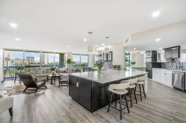 1900 Consulate Place #406, West Palm Beach, FL 33401