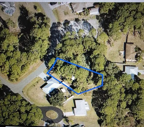 227 Dobbins Road Nw, Palm Bay, FL 32907