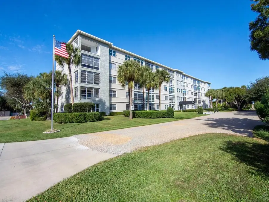 2333 Indian River Boulevard #506, Vero Beach, FL 32960 - #3