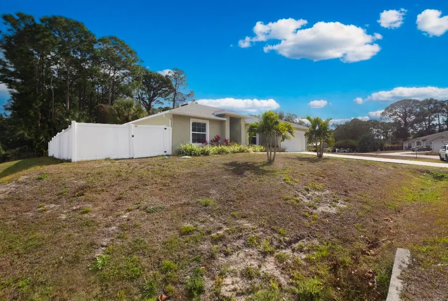 587 Plumbago Road Nw, Palm Bay, FL 32907 - #2