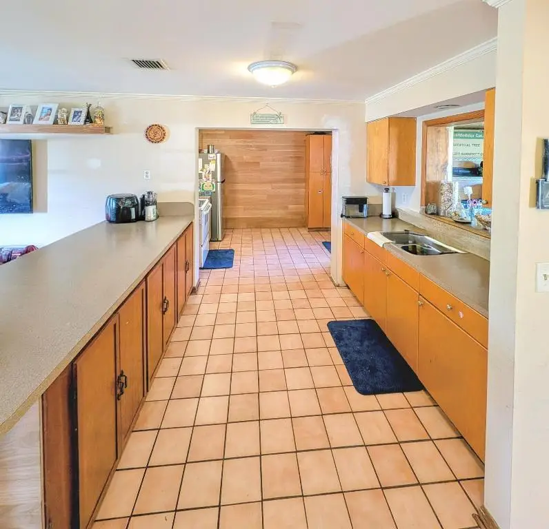 3932 Serubi Avenue, Palm Springs, FL 33461 - #3