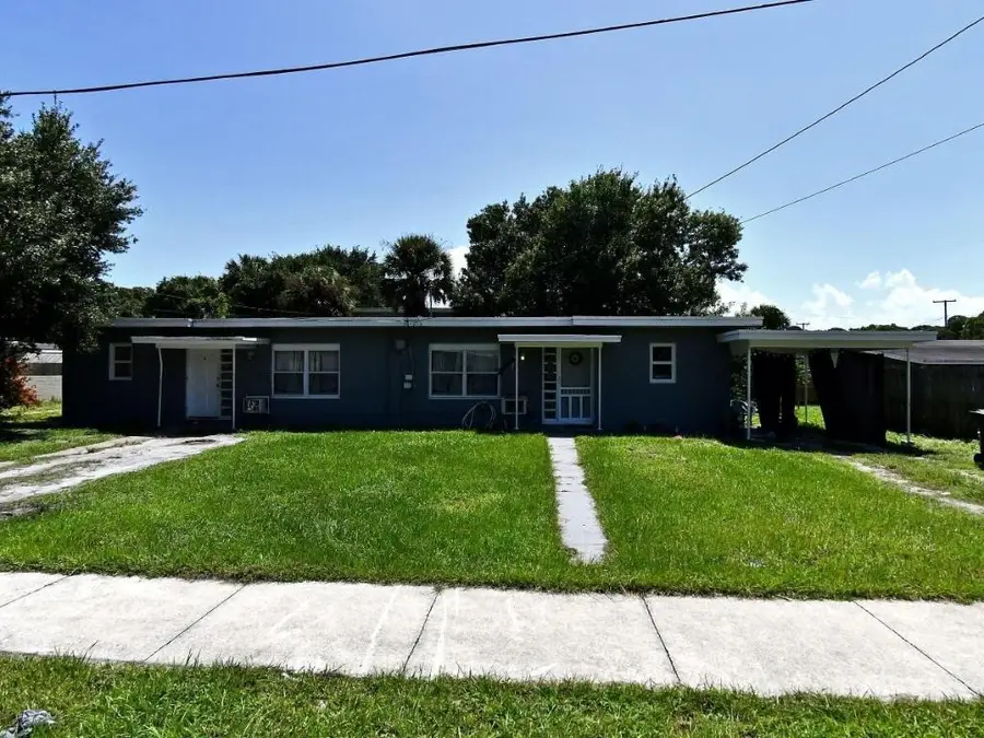 902 S 15th S Street, Fort Pierce, FL 34950 - #2