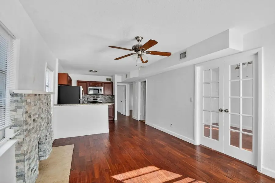 1011 W Lakewood Road, West Palm Beach, FL 33405 - #3