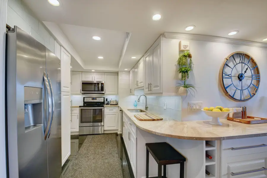 5600 N Flagler Drive #307, West Palm Beach, FL 33407 - #2