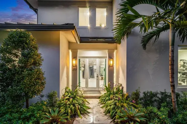 217 Gulfstream Boulevard, Boynton Beach, FL 33435