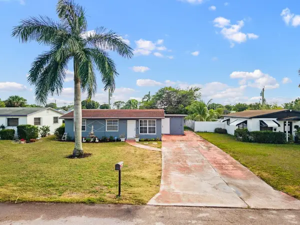 1635 W 32nd Street, Riviera Beach, FL 33404