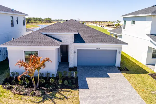 6850 NW Kestrel Lane, Port St Lucie, FL 34987
