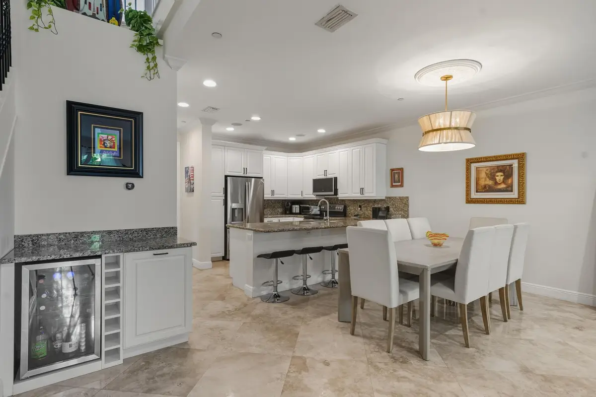 1709 NE 8th Street #1709, Fort Lauderdale, FL 33304 - #1