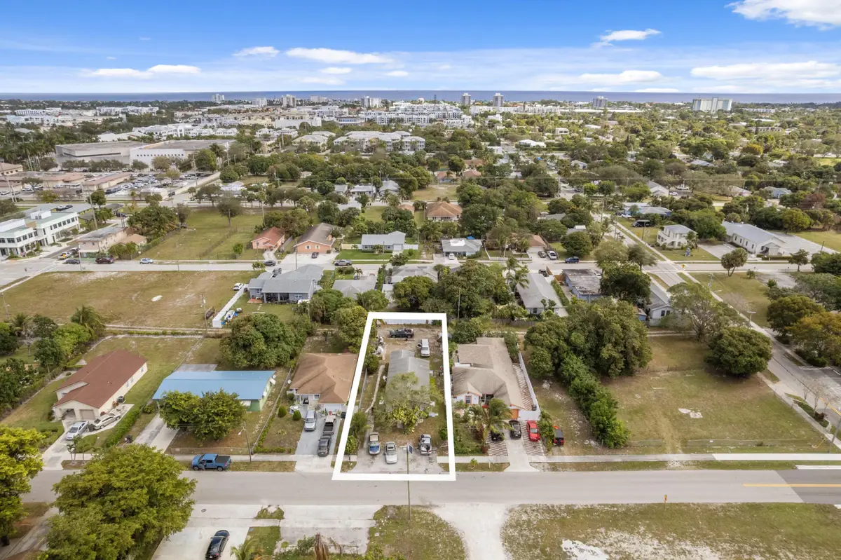 129 SW 6th Avenue, Delray Beach, FL 33444 - #1