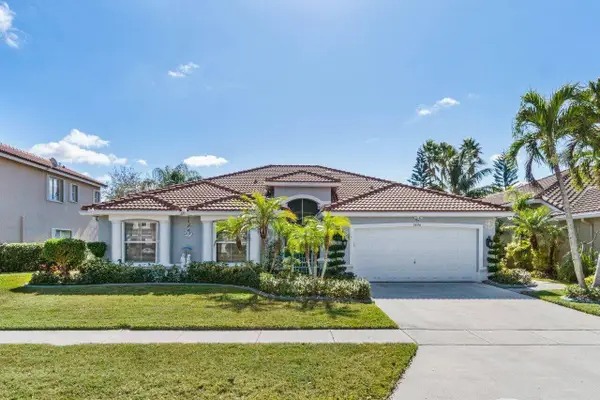 5696 Muirfield Village Circle, Lake Worth, FL 33463