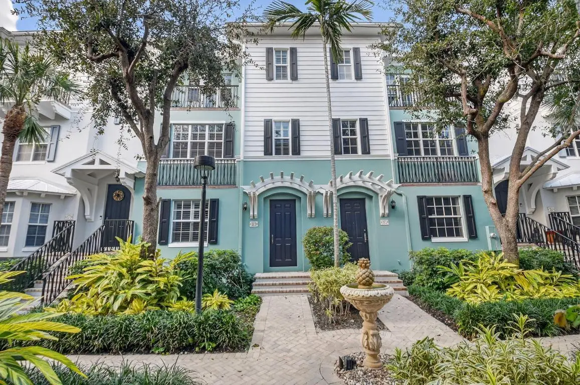 369 W Mallory Circle, Delray Beach, FL 33483 - #1