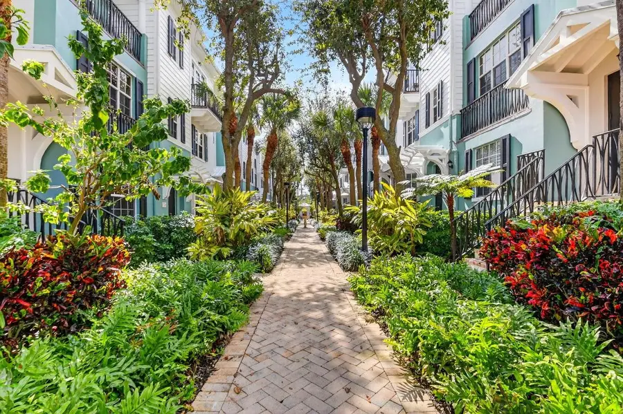 369 W Mallory Circle, Delray Beach, FL 33483 - #3