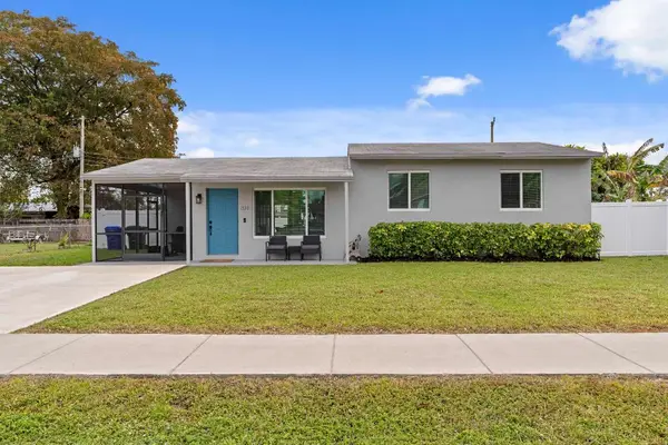 1730 SW 65th Avenue, Pompano Beach, FL 33068