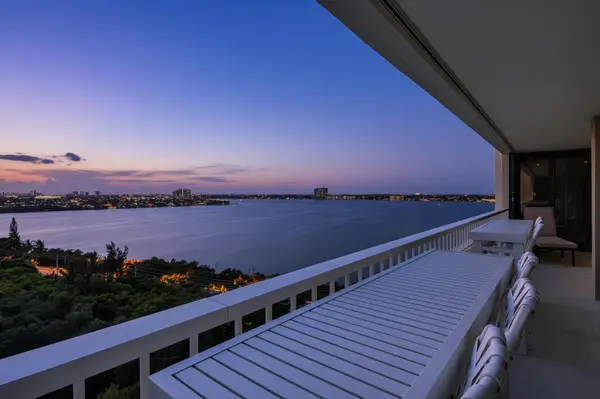 5280 N Ocean Drive #11f, Singer Island, FL 33404