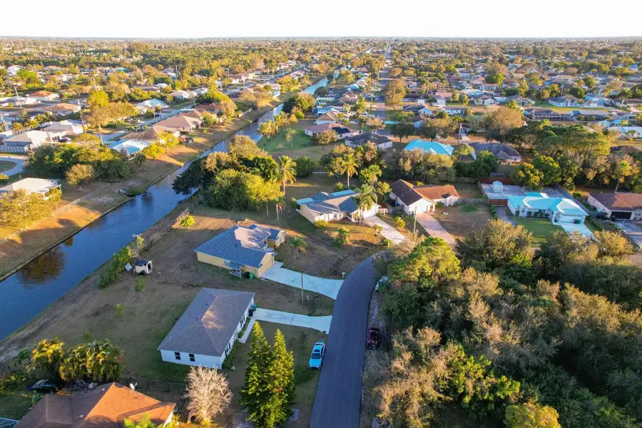 2091 SW Castinet Lane, Port Saint Lucie, FL 34953 - #2