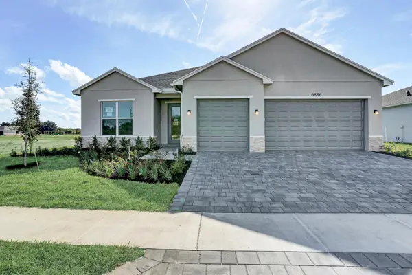 6886 68th Square, Vero Beach, FL 32967