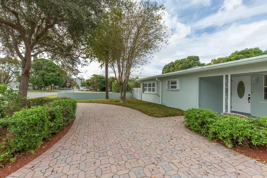 405 NE 24th Avenue, Pompano Beach, FL 33062 - #2