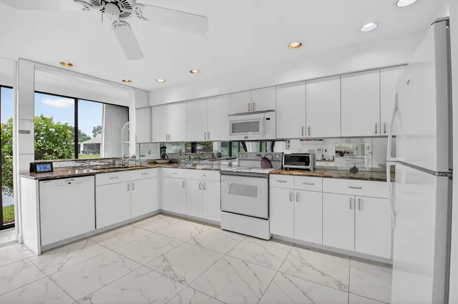 19620 Sawgrass Circle #2802, Boca Raton, FL 33434 - #2