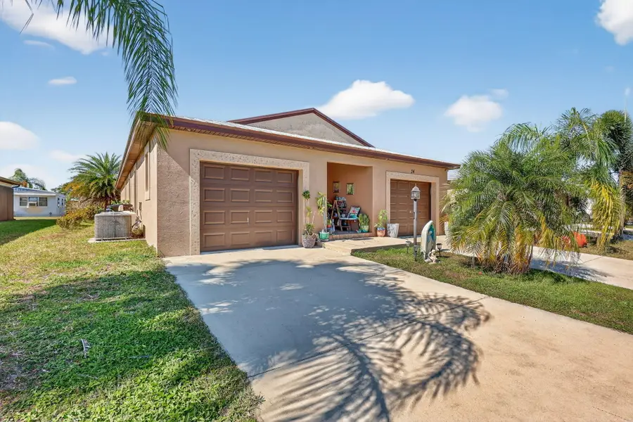 34 Nogales Way, Port Saint Lucie, FL 34952 - #2