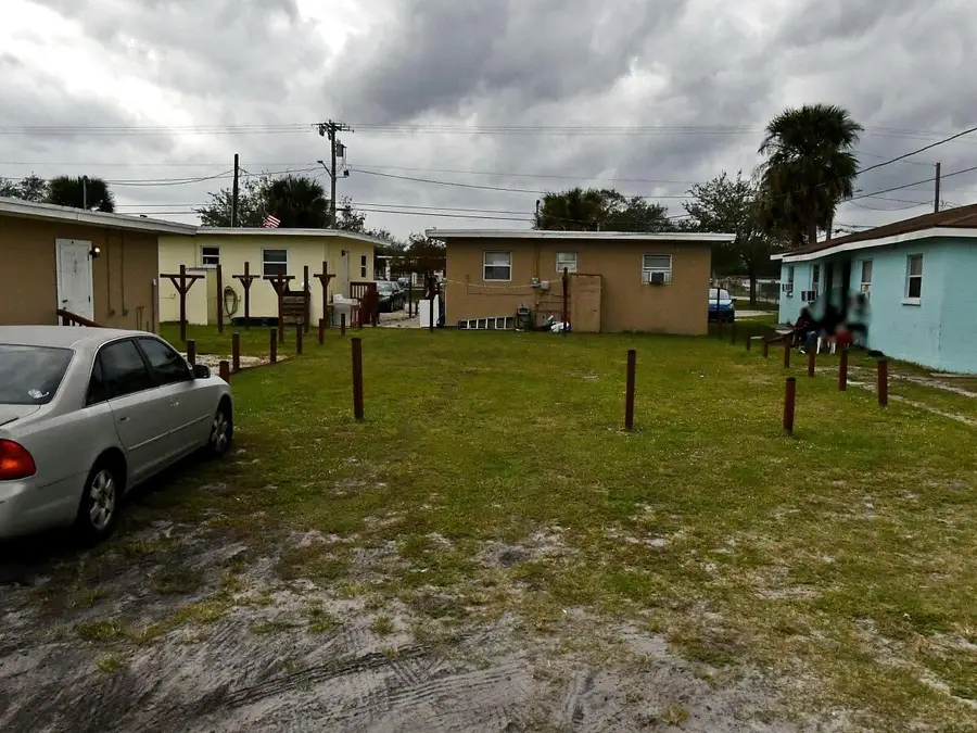 1211 N 16th Court, Fort Pierce, FL 34950 - #2