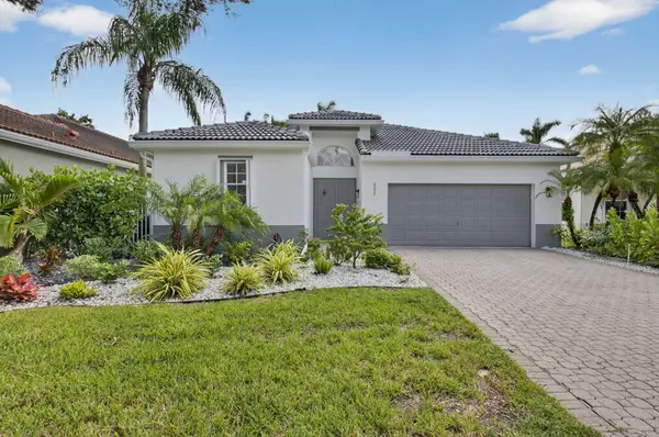 6032 Rossmoor Lakes Court, Boynton Beach, FL 33437