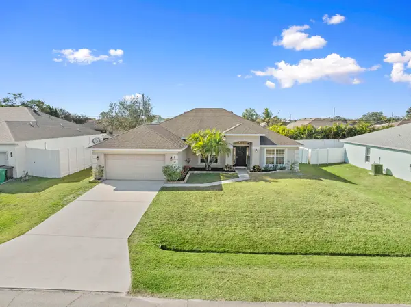 2066 SW Quarry Street, Port St Lucie, FL 34953