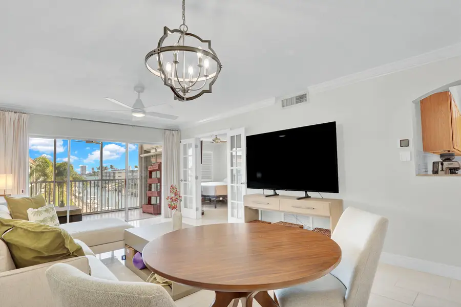 236 Castlewood Drive #305, Juno Beach, FL 33408 - #2