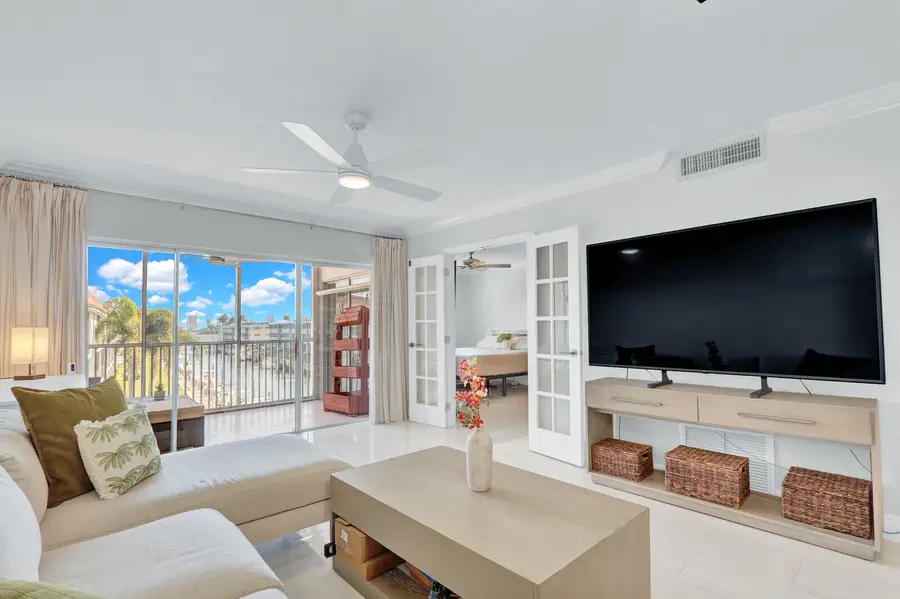 236 Castlewood Drive #305, Juno Beach, FL 33408 - #3