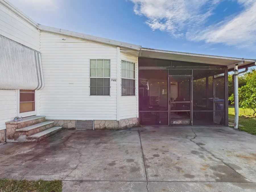 102 NE 8th Avenue, Okeechobee, FL 34972 - #3