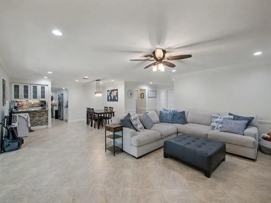 720 Muirfield Circle, Atlantis, FL 33462 - #2