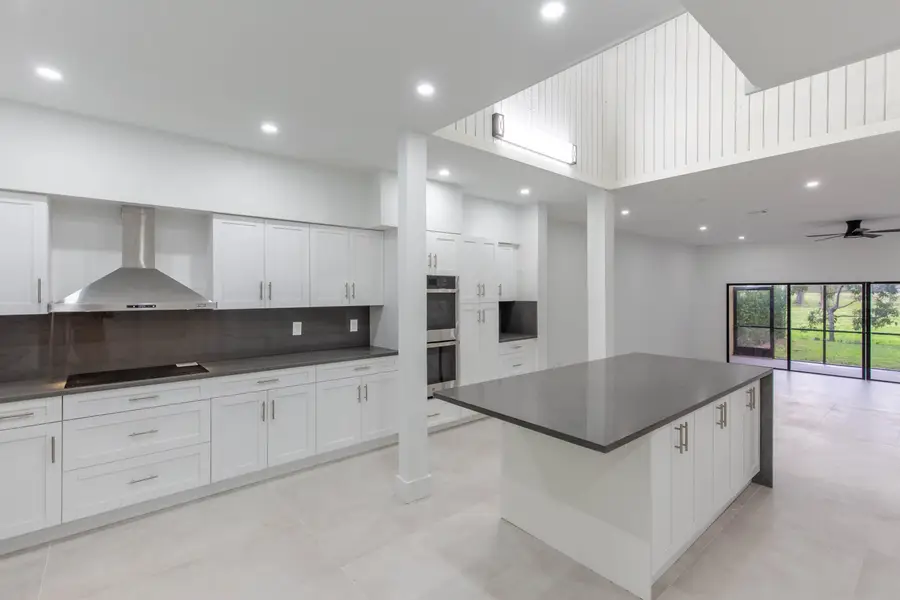 1989 Canterbury Circle, Wellington, FL 33414 - #2