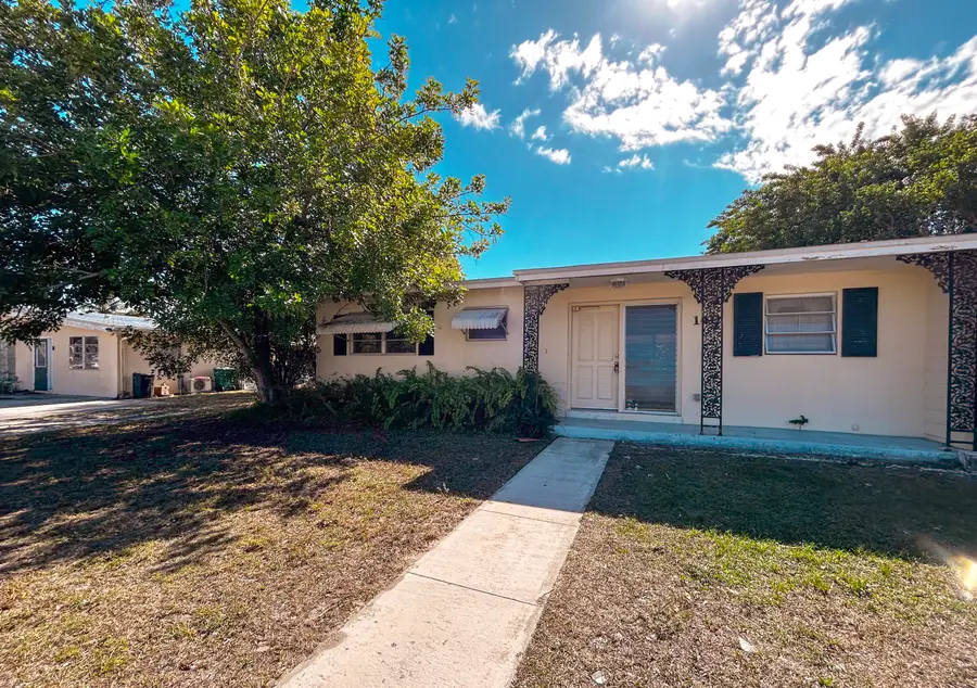 140 SE Prima Vista Boulevard, Port Saint Lucie, FL 34983 - #2