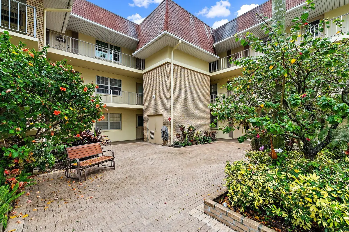 5570 Tamberlane Circle #131, Palm Beach Gardens, FL 33418 - #1