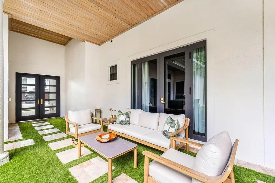 8849 Valhalla Drive, Delray Beach, FL 33446 - #2