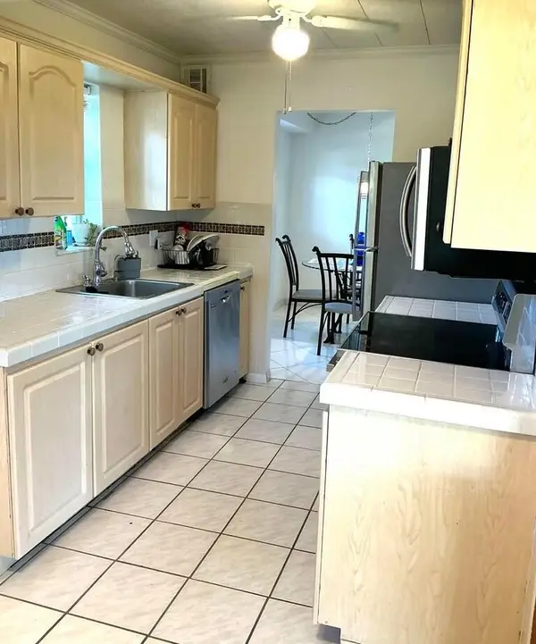 8000 Lagos De Campo Boulevard #A-204, Tamarac, FL 33321