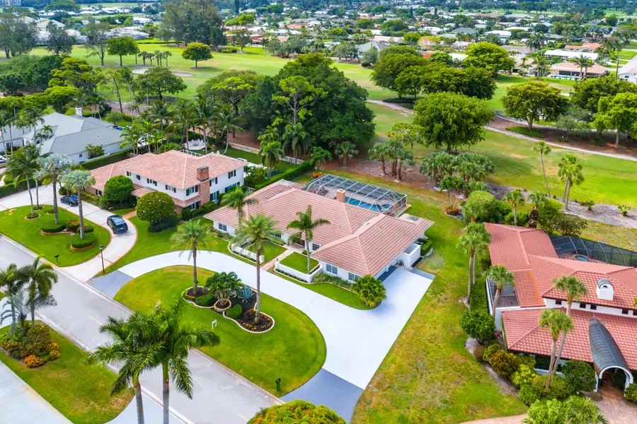 110 Glenbrook Court, Atlantis, FL 33462 - #2