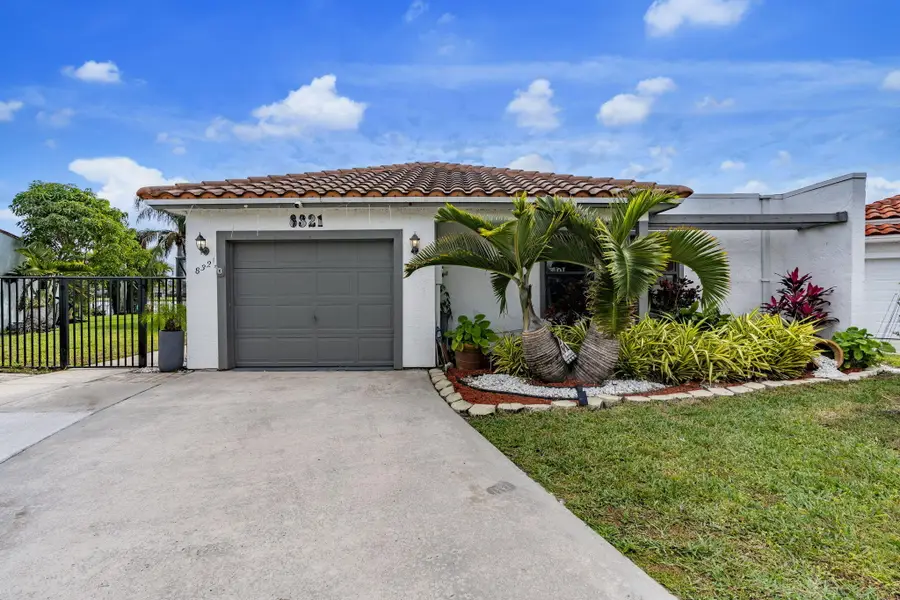 8321 Bonita Isle Dr Drive, Lake Worth, FL 33467 - #3