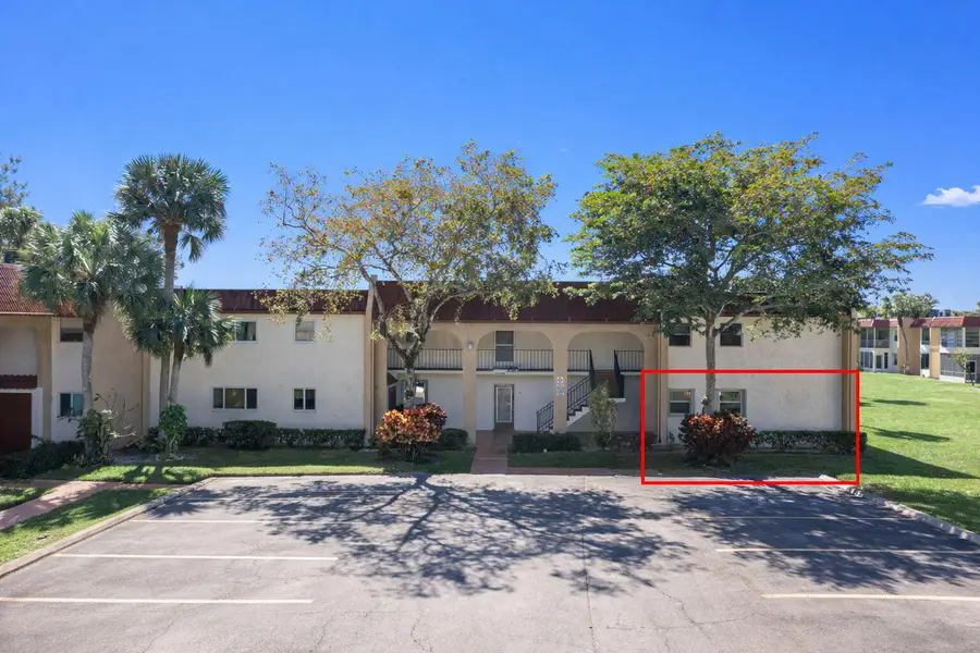 352 Lake Frances Drive, West Palm Beach, FL 33411 - #3