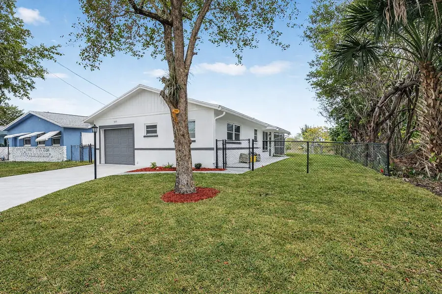 9197 SW 3rd Street, Boca Raton, FL 33428 - #2